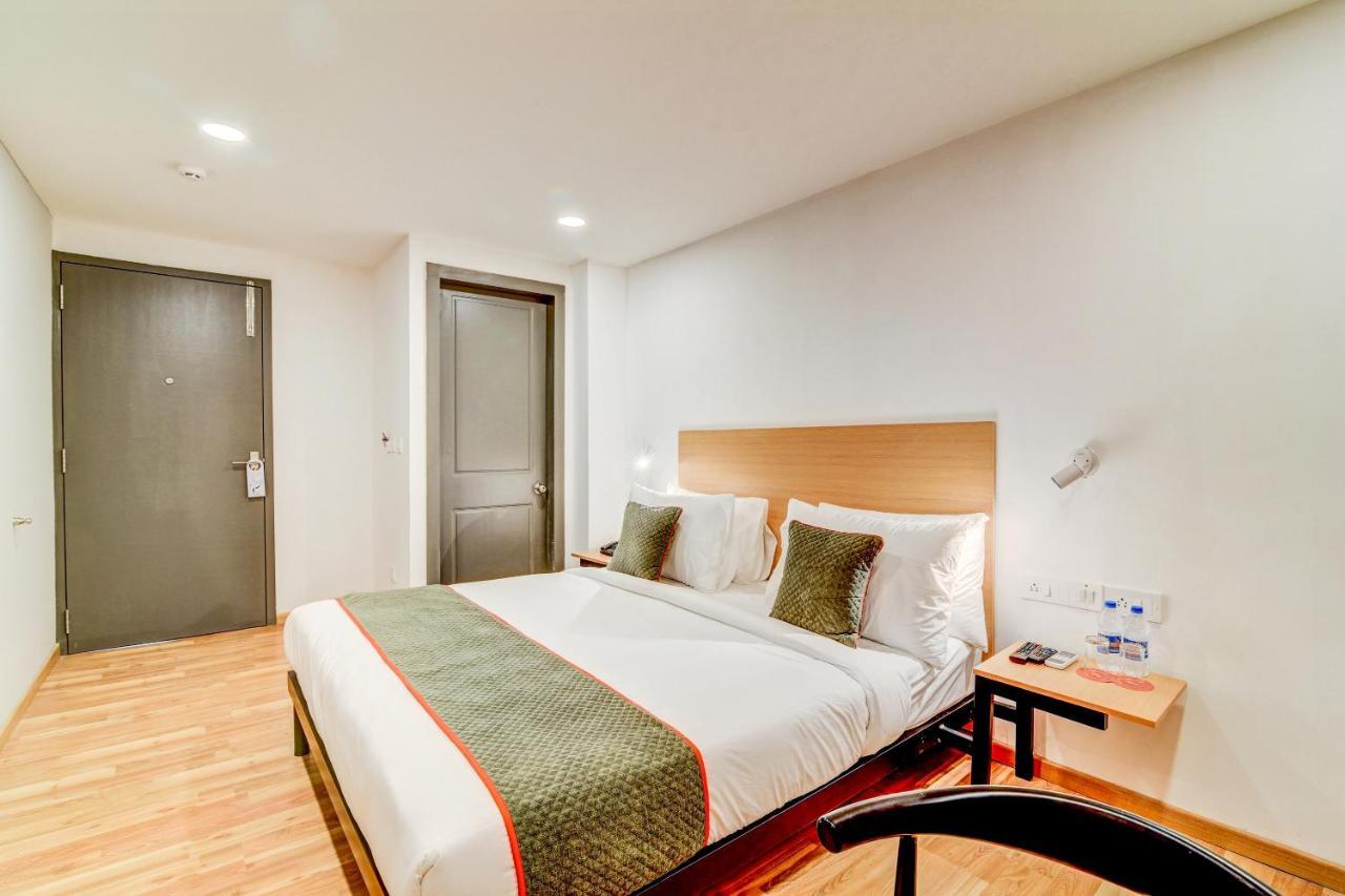Oyo Townhouse 104 Koramangala Maharaja Signal 호텔 벵갈루루 외부 사진