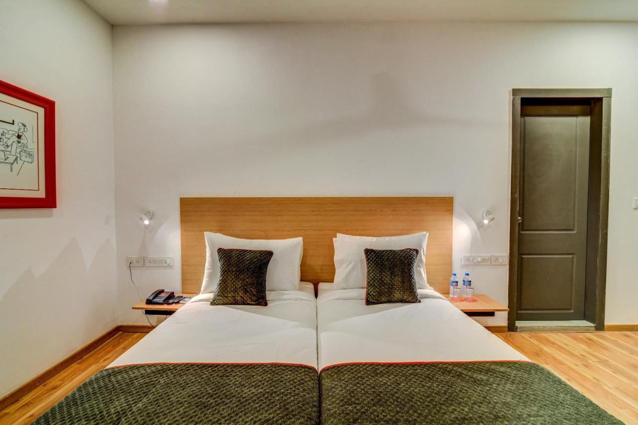 Oyo Townhouse 104 Koramangala Maharaja Signal 호텔 벵갈루루 외부 사진