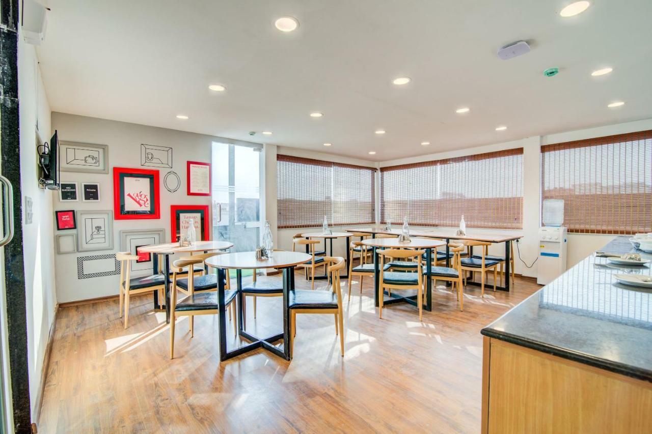 Oyo Townhouse 104 Koramangala Maharaja Signal 호텔 벵갈루루 외부 사진