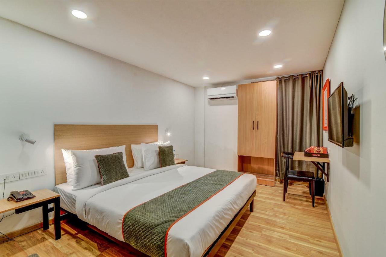 Oyo Townhouse 104 Koramangala Maharaja Signal 호텔 벵갈루루 외부 사진