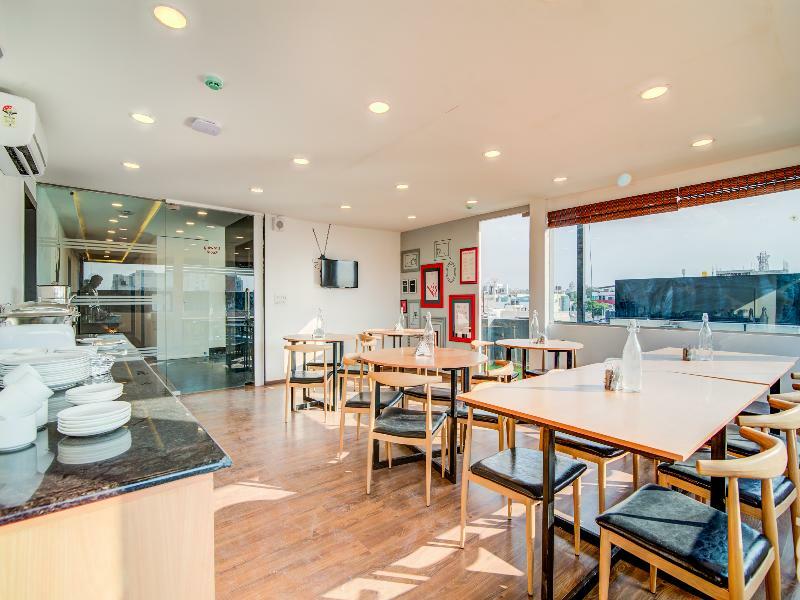 Oyo Townhouse 104 Koramangala Maharaja Signal 호텔 벵갈루루 외부 사진