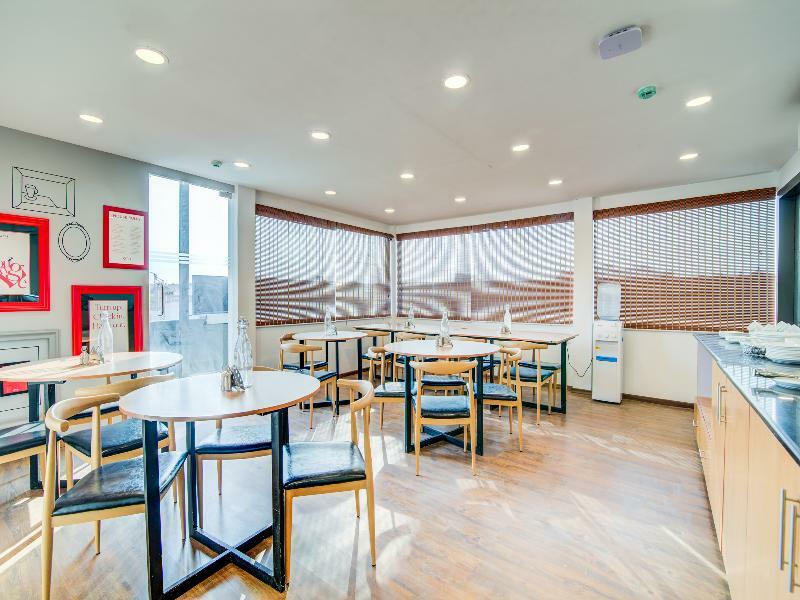 Oyo Townhouse 104 Koramangala Maharaja Signal 호텔 벵갈루루 외부 사진