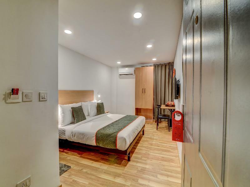 Oyo Townhouse 104 Koramangala Maharaja Signal 호텔 벵갈루루 외부 사진