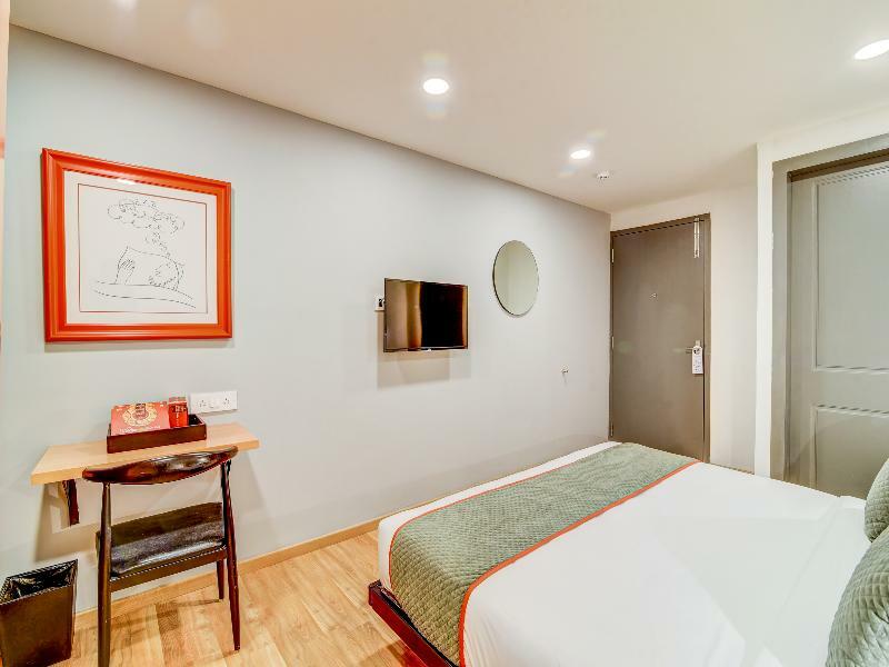 Oyo Townhouse 104 Koramangala Maharaja Signal 호텔 벵갈루루 외부 사진