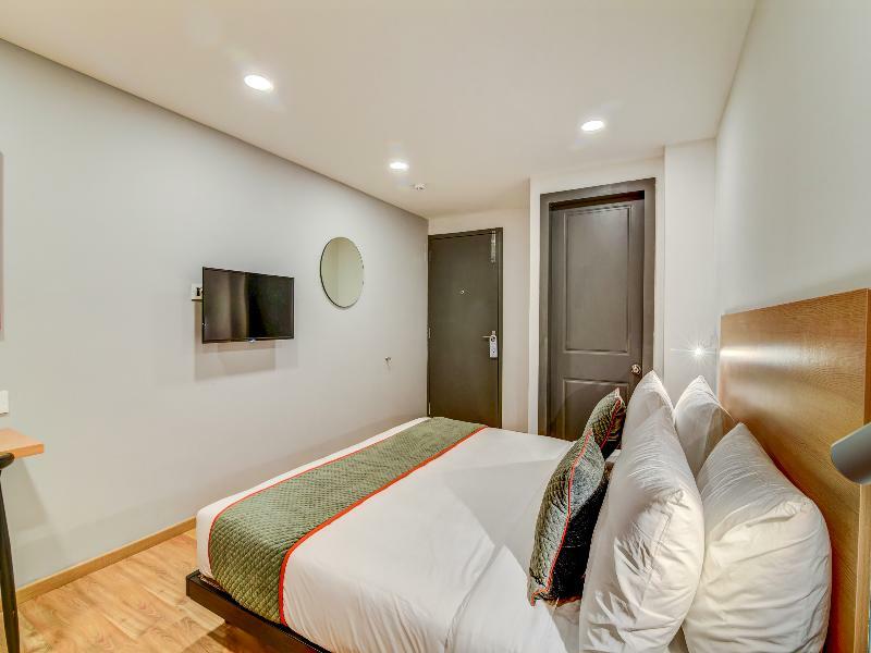 Oyo Townhouse 104 Koramangala Maharaja Signal 호텔 벵갈루루 외부 사진