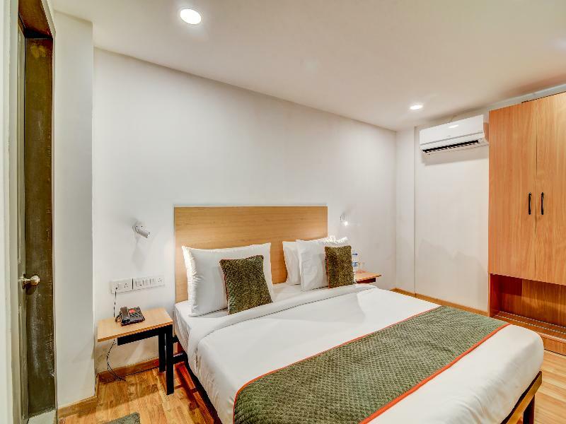 Oyo Townhouse 104 Koramangala Maharaja Signal 호텔 벵갈루루 외부 사진
